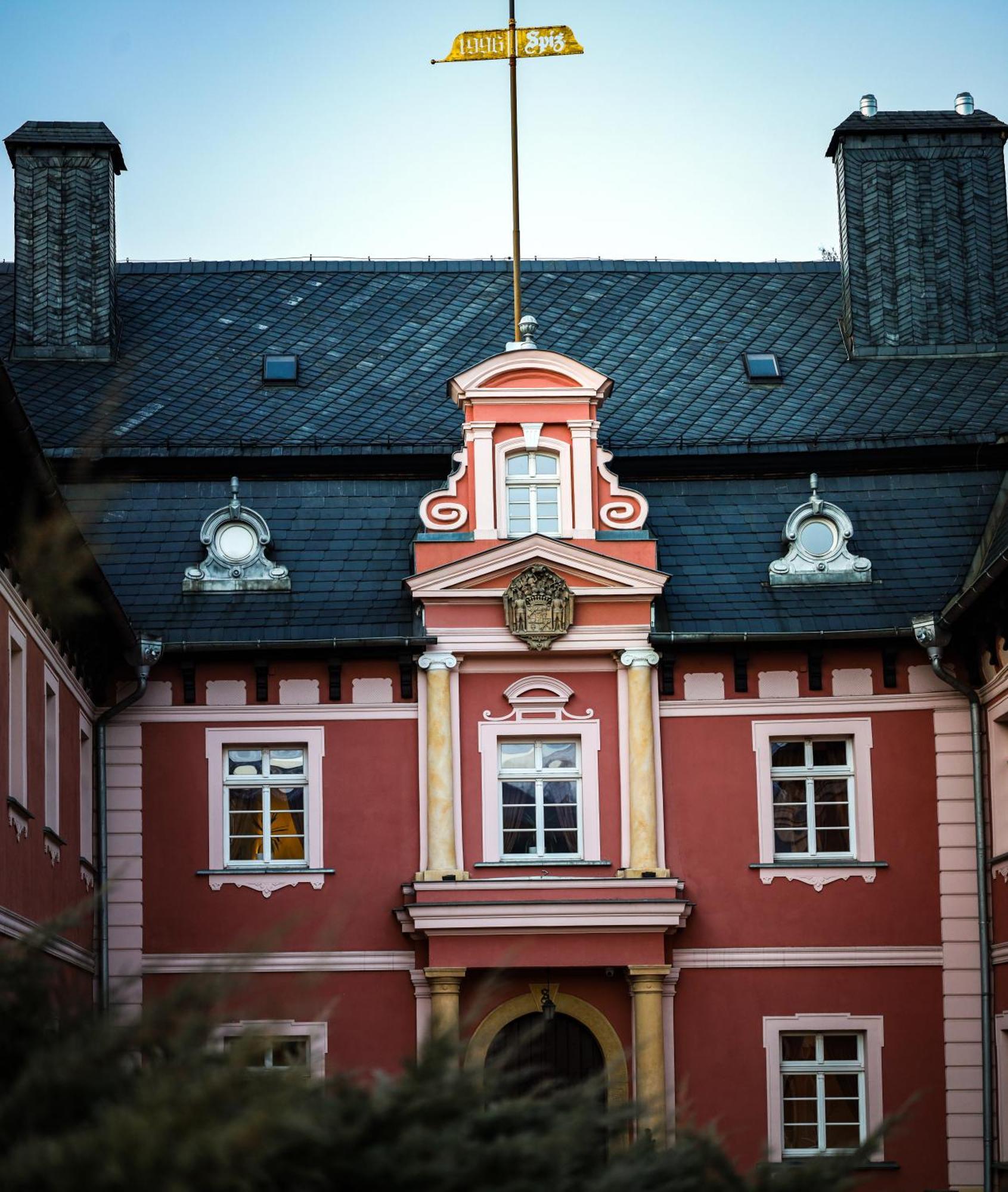 Palac Spiz Milkow Kolo Karpacza Milków Exterior foto